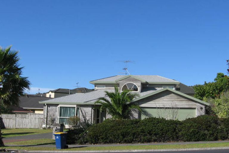 Photo of property in 54 Caribbean Drive, Unsworth Heights, Auckland, 0632