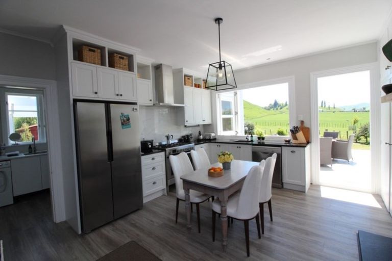 Photo of property in 7685 State Highway 1, Taihape, 4794