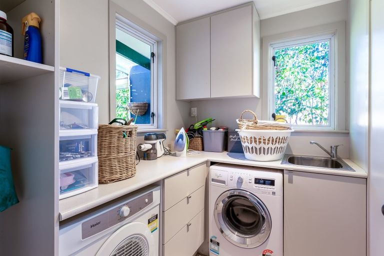 Photo of property in 312 Glengarry Road, Glen Eden, Auckland, 0602