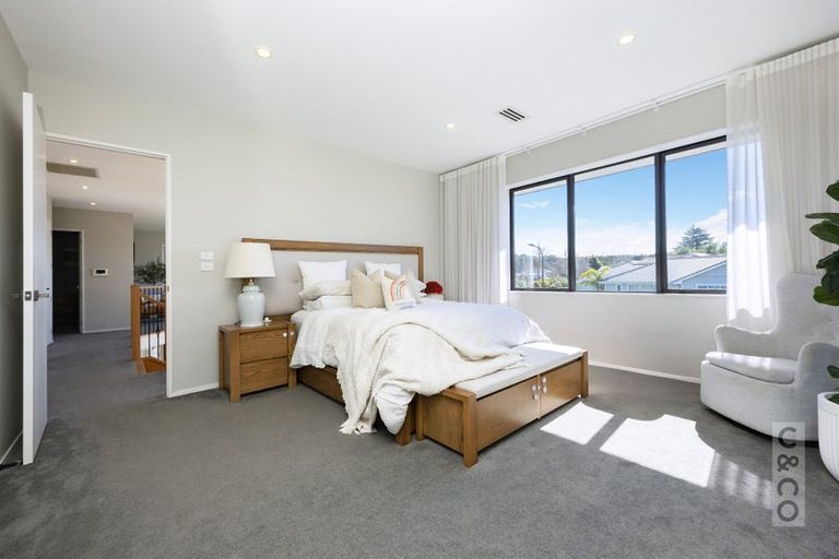 Photo of property in 2 Pitoitoi Drive, Riverhead, 0820