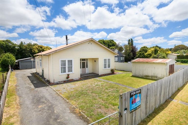 Photo of property in 11 Rira Street, Marton, 4710