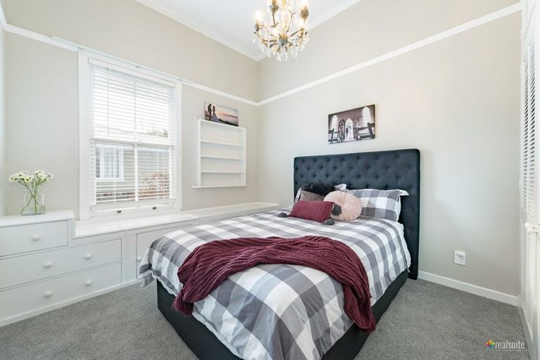 Photo of property in 26 Mcmaster Street, Greytown, 5712