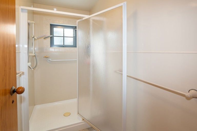 Photo of property in 24 Oceanbeach Road, Mount Maunganui, 3116