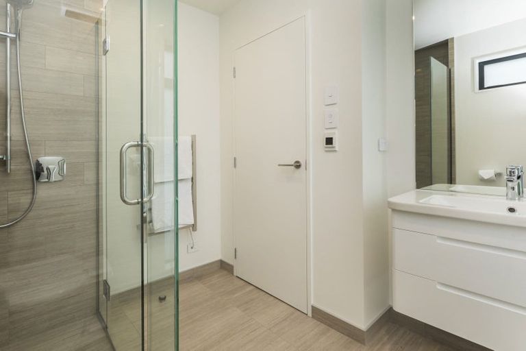 Photo of property in 2/27 Bristol Street, St Albans, Christchurch, 8014