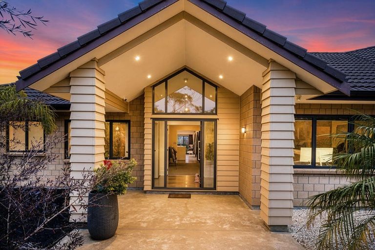 Photo of property in 58e Mcentee Road, Waitakere, Auckland, 0816