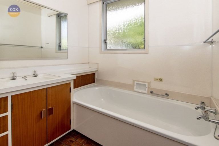 Photo of property in 1/8 Mcdonald Street, Napier South, Napier, 4110