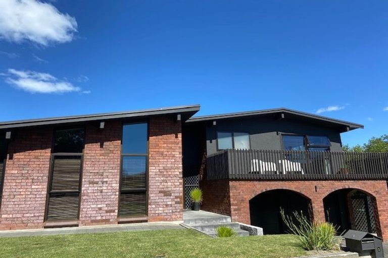 Photo of property in 1 Cumberland Rise, Taradale, Napier, 4112