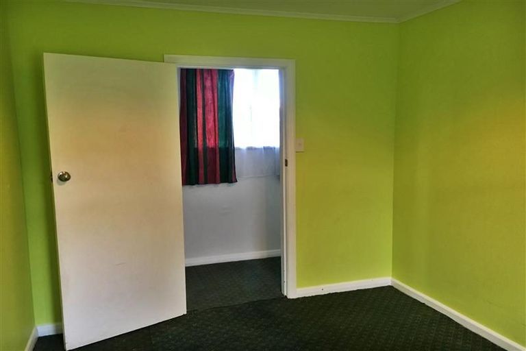 Photo of property in 30 Hukatai Street, Elsdon, Porirua, 5022