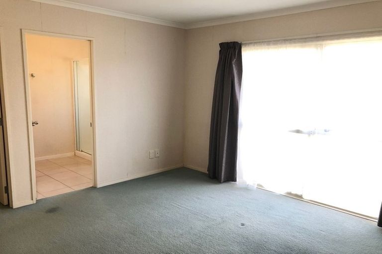 Photo of property in 45 Armoy Drive, East Tamaki, Auckland, 2016