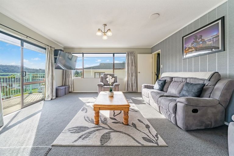 Photo of property in 73 Kairimu Street, Stokes Valley, Lower Hutt, 5019