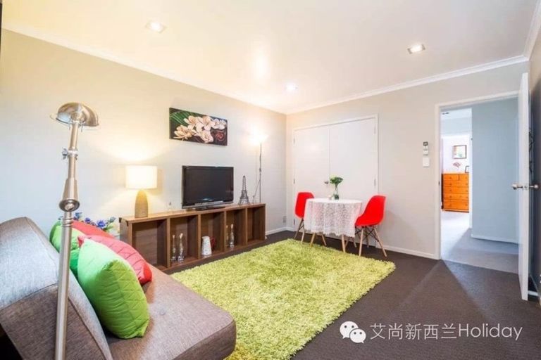 Photo of property in 58 Maxwelton Drive, Mairangi Bay, Auckland, 0630