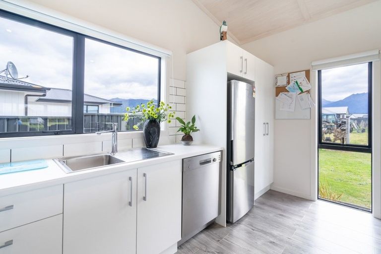 Photo of property in 29 Pounamu Drive, Te Anau, 9600