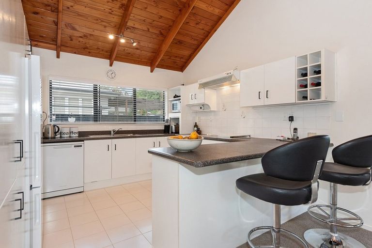 Photo of property in 19 Kingsway Crescent, Forest Lake, Hamilton, 3200