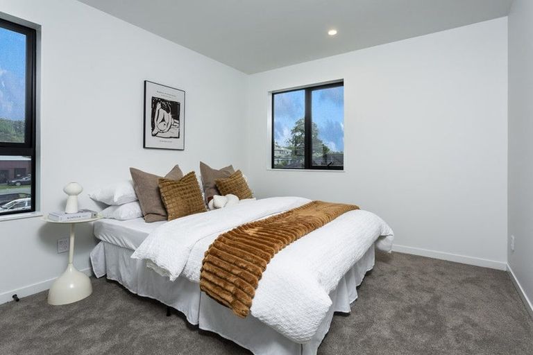 Photo of property in 23a Glenvar Road, Torbay, Auckland, 0630