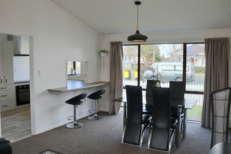 Photo of property in 44a Queen Street, Cambridge, 3434