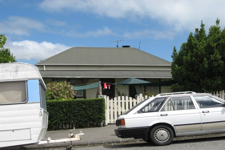 Photo of property in 7 Winchester Street, Lyttelton, 8082