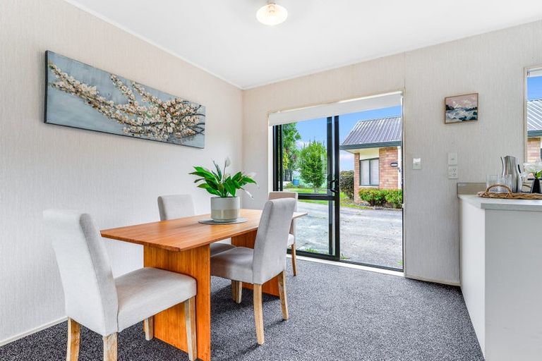 Photo of property in 64 Brymer Road, Grandview Heights, Hamilton, 3200