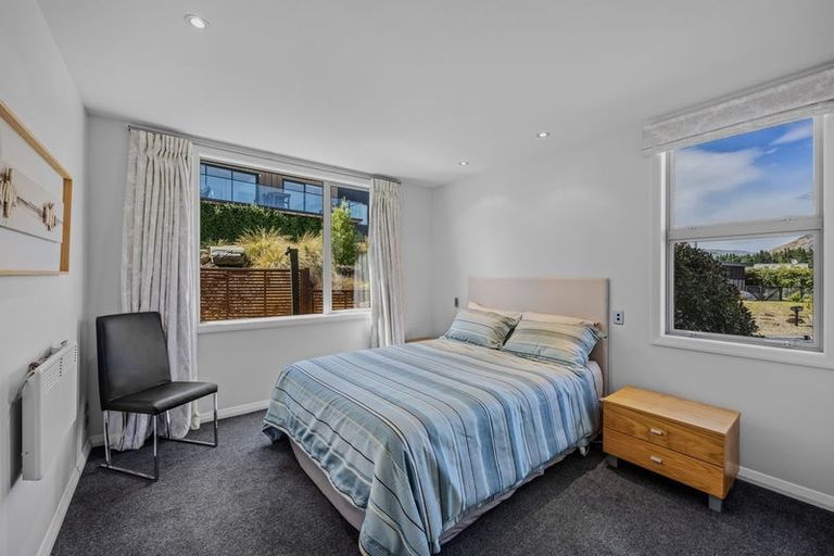 Photo of property in 5 Pearce Place, Wanaka, 9305