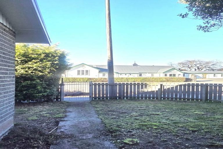 Photo of property in 2/37 Matipo Street, Riccarton, Christchurch, 8041
