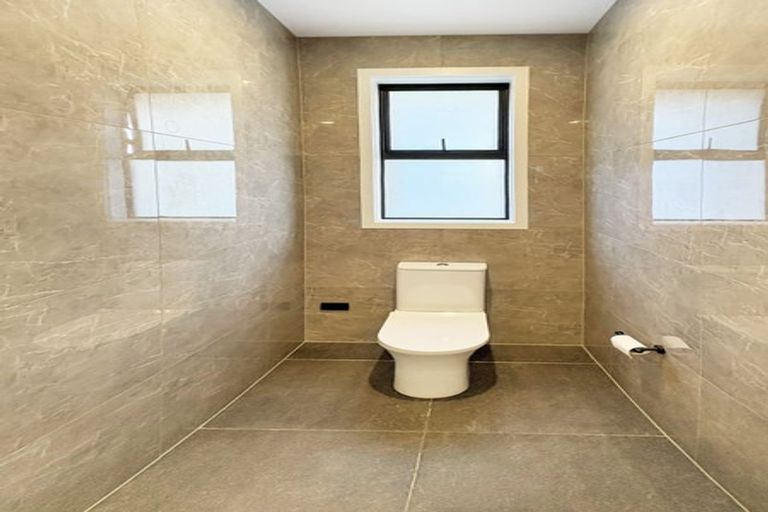 Photo of property in 16 Kelly Road, Riverhead, 0820