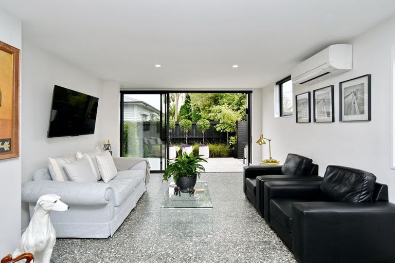 Photo of property in 1/12 Hume Street, Sydenham, Christchurch, 8023