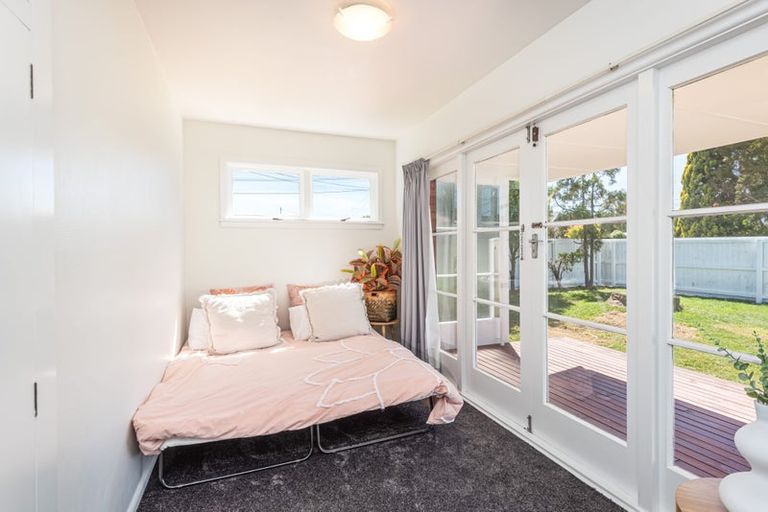 Photo of property in 1/134 Somerfield Street, Somerfield, Christchurch, 8024