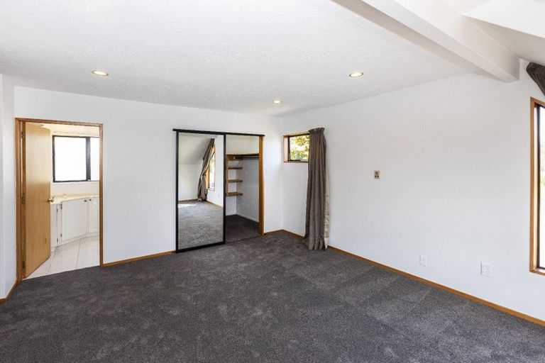 Photo of property in 9 Pasadena Place, Harewood, Christchurch, 8051