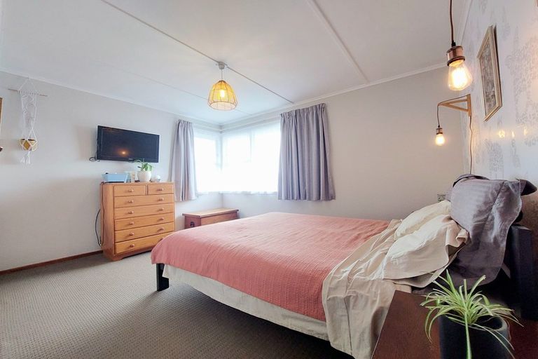 Photo of property in 31 Belair Avenue, Blagdon, New Plymouth, 4310