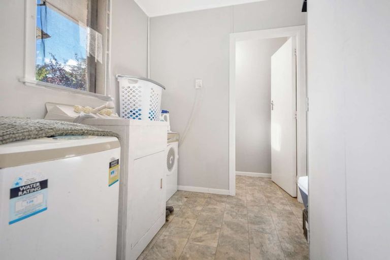 Photo of property in 67 Robinson Avenue, Holdens Bay, Rotorua, 3010