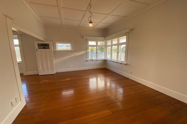 Photo of property in 49a Brandon Road, Glen Eden, Auckland, 0602