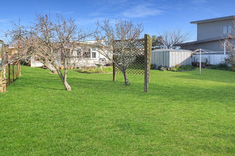 Photo of property in 23 Seabury Avenue, Foxton Beach, Foxton, 4815