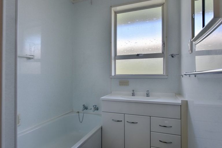 Photo of property in 19 Vera Street, Gore, 9710