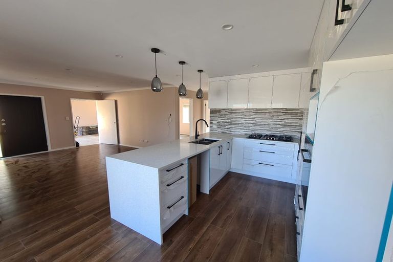 Photo of property in 92b Cargill Street, Papakura, 2110