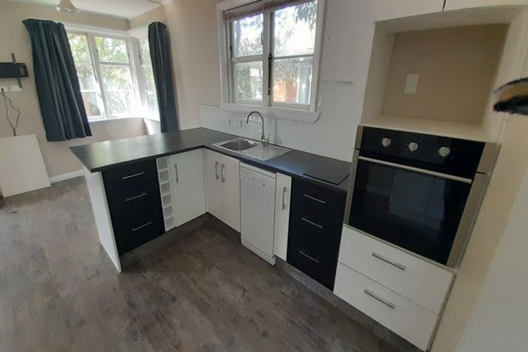 Photo of property in 16 Primrose Street, Northcote, Christchurch, 8052