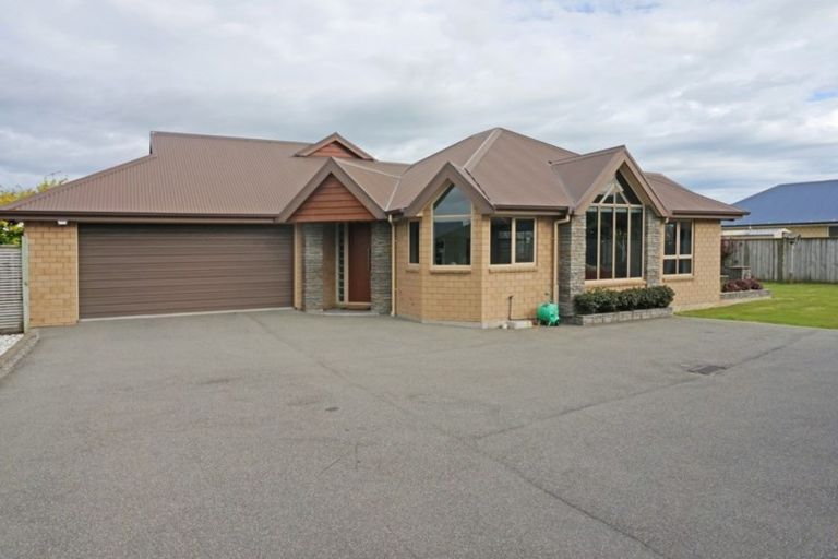 Photo of property in 53 Glenroy Park Drive, Waikiwi, Invercargill, 9810