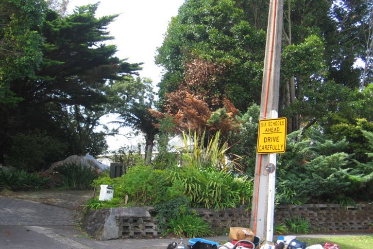 Photo of property in 43a St Leonards Road, Kelston, Auckland, 0602