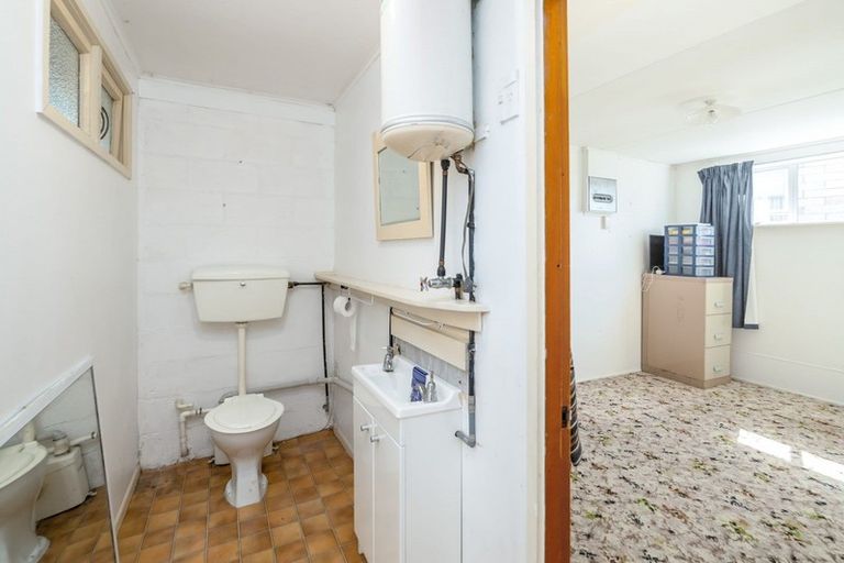 Photo of property in 5a Fairbrother Street, Carterton, 5713