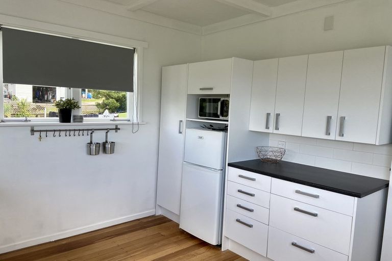 Photo of property in 36a Everard Avenue, Army Bay, Whangaparaoa, 0930