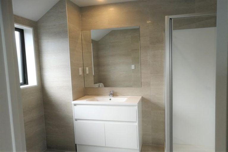 Photo of property in 72 Seafarer Crescent, Stanmore Bay, Whangaparaoa, 0932