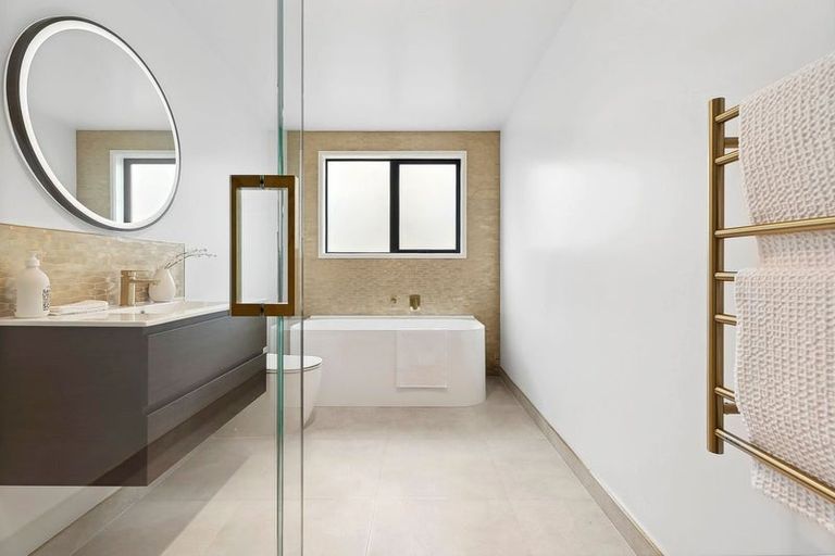 Photo of property in 12 Moonstone Street, Albert Town, Wanaka, 9305