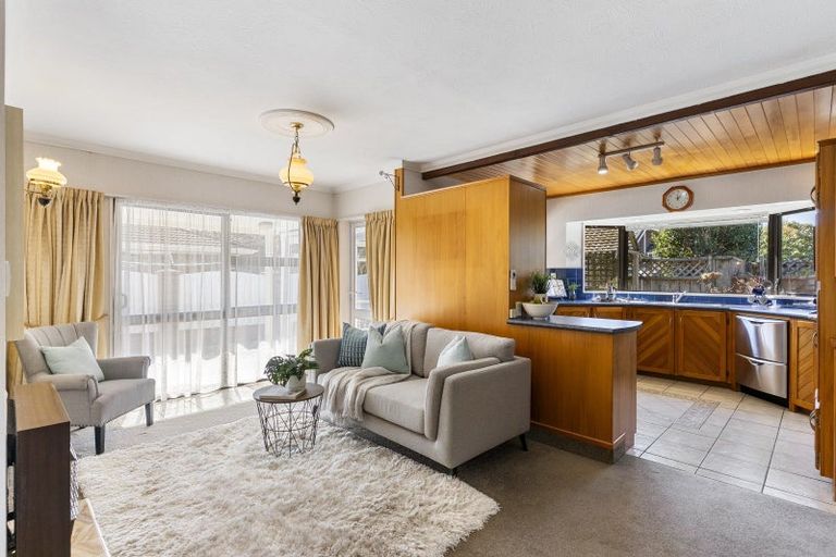 Photo of property in 3 Comeskey Grove, Elderslea, Upper Hutt, 5018