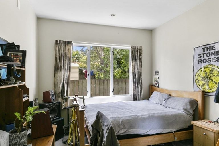 Photo of property in 19a Regent Street, Newtown, Wellington, 6021