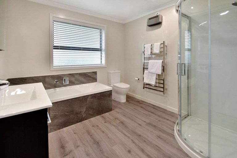 Photo of property in 8 Birch Hill Drive, Twizel, 7901