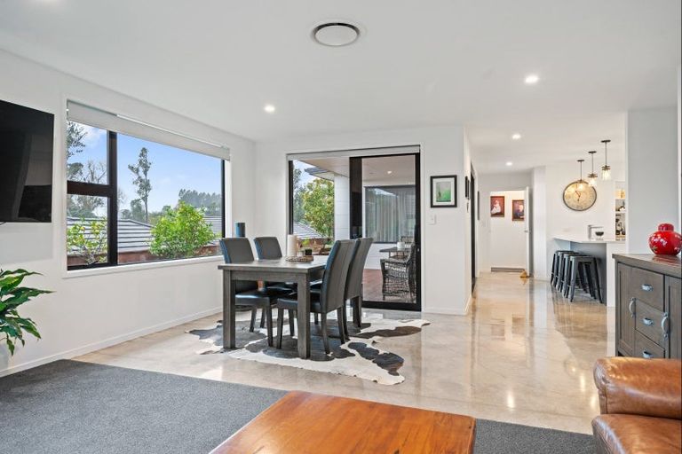 Photo of property in 51 Cyrus Street, Whalers Gate, New Plymouth, 4310