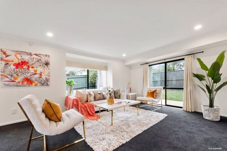 Photo of property in 314 Triangle Road, Massey, Auckland, 0614