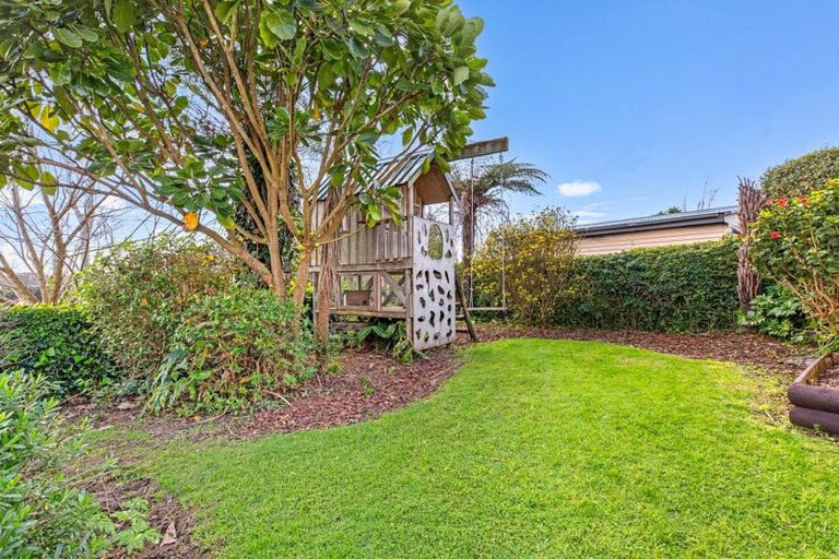 Photo of property in 32 Woodford Avenue, Brookfield, Tauranga, 3110