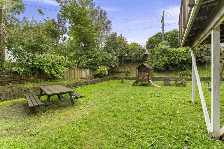 Photo of property in 23a Coates Street, Tawa, Wellington, 5028