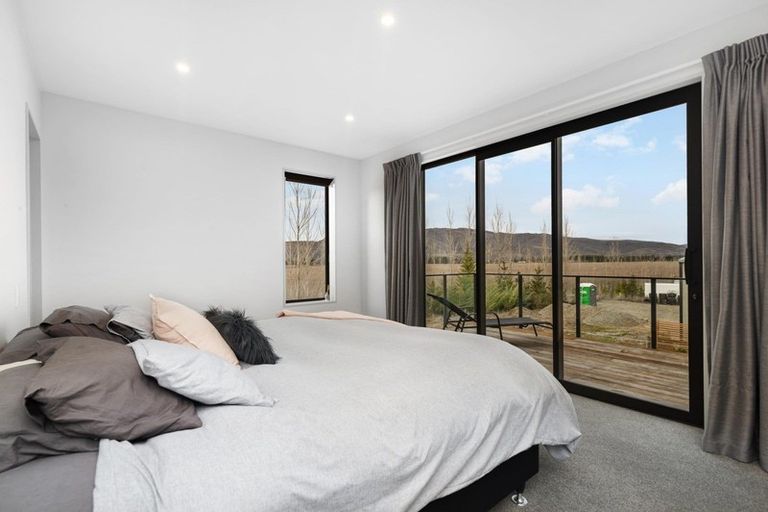 Photo of property in 5 Monaco Drive, Cromwell, 9384