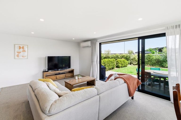 Photo of property in 2 Hepburn Place, Rolleston, 7614