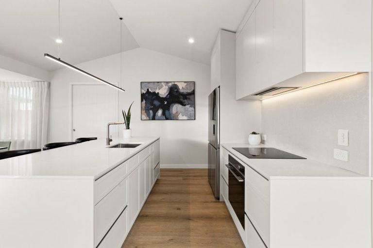 Photo of property in 20 Whangaehu Place, Te Awa, Napier, 4110